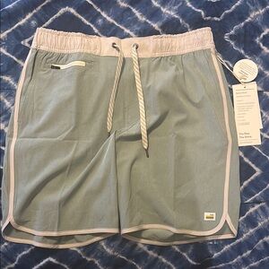 Vuori Neptune Linen Texture Banks Shorts